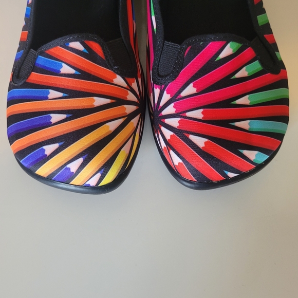 Hot Chocolate Chocolacticas Colorama Pencil Flats, VGUC, Size 40 - Picture 2 of 8